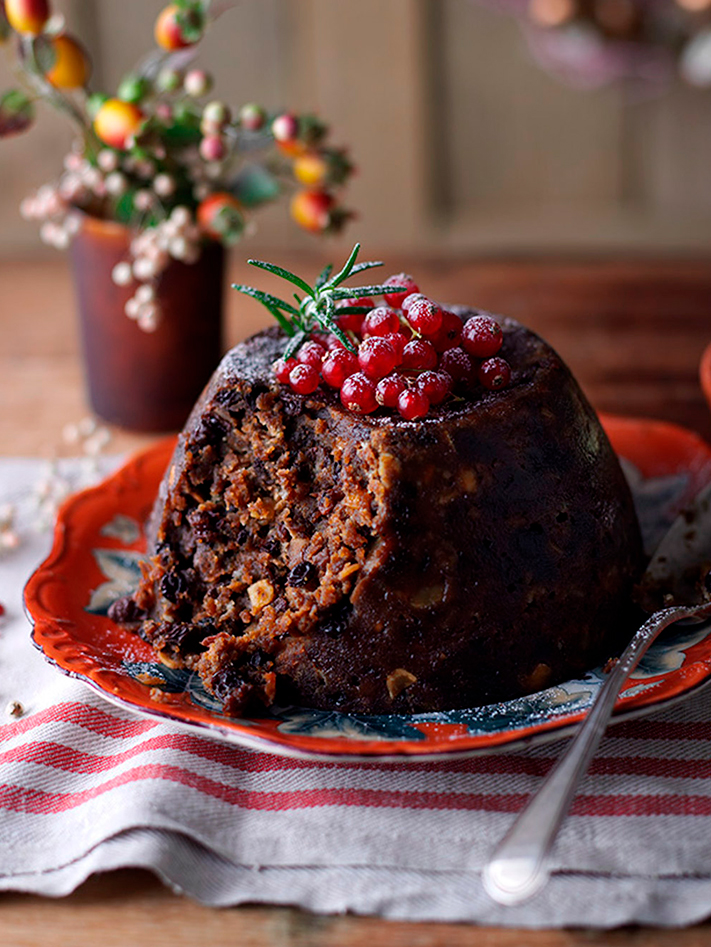 chistmas pudding. photograph by Maja Smend